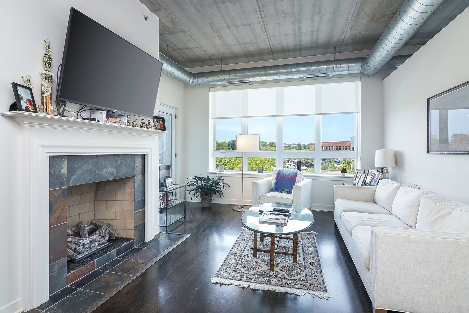450 VILLAGE CENTER Drive Unit: 213