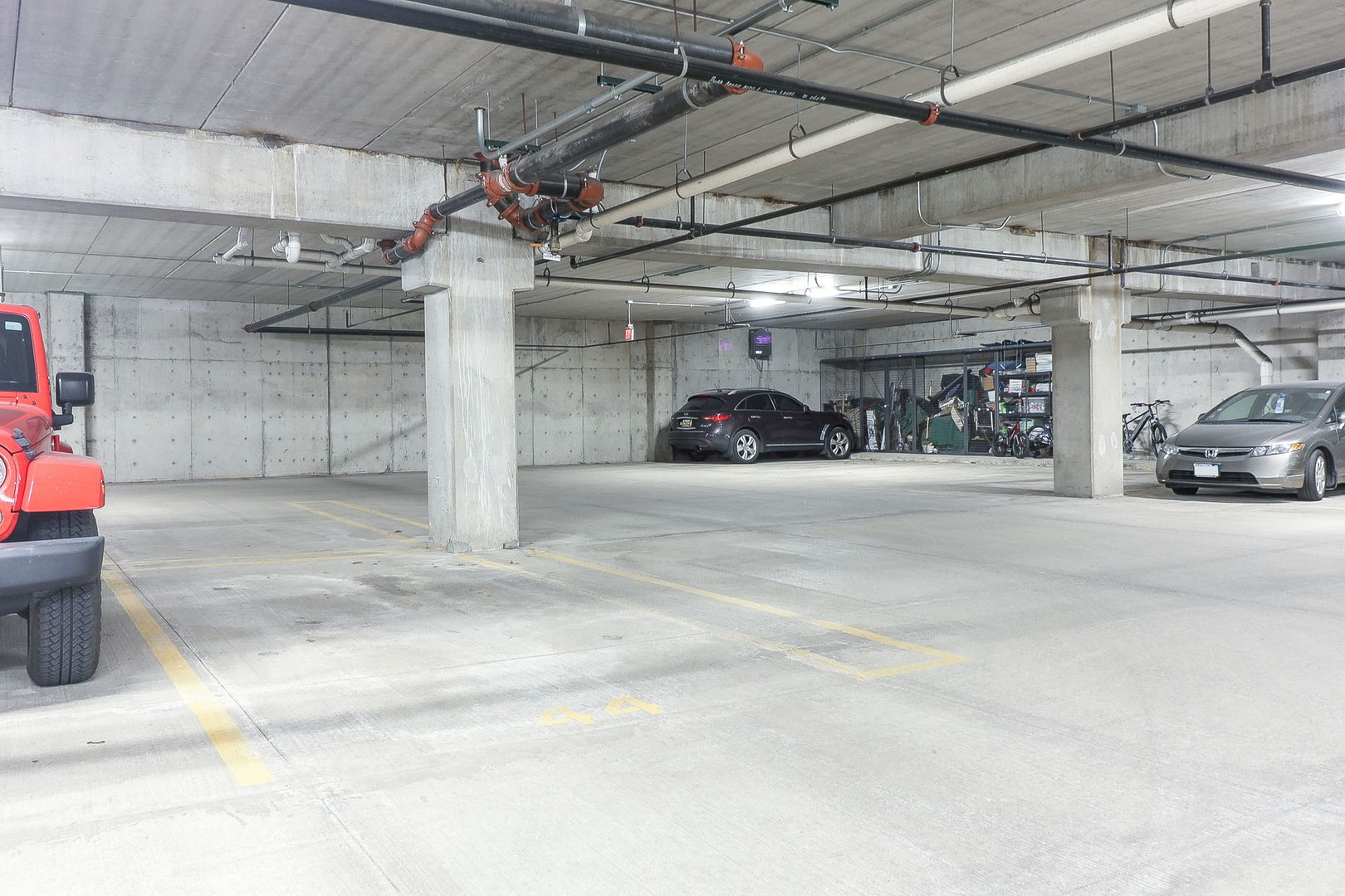 450 VILLAGE CENTER Drive Unit: 213