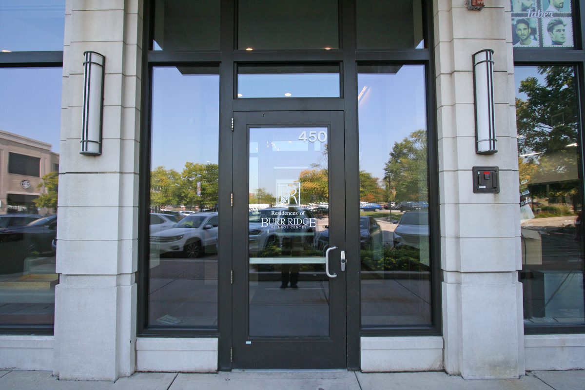 450 VILLAGE CENTER Drive Unit: 213