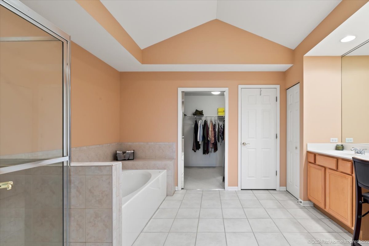 61 Spyglass Circle