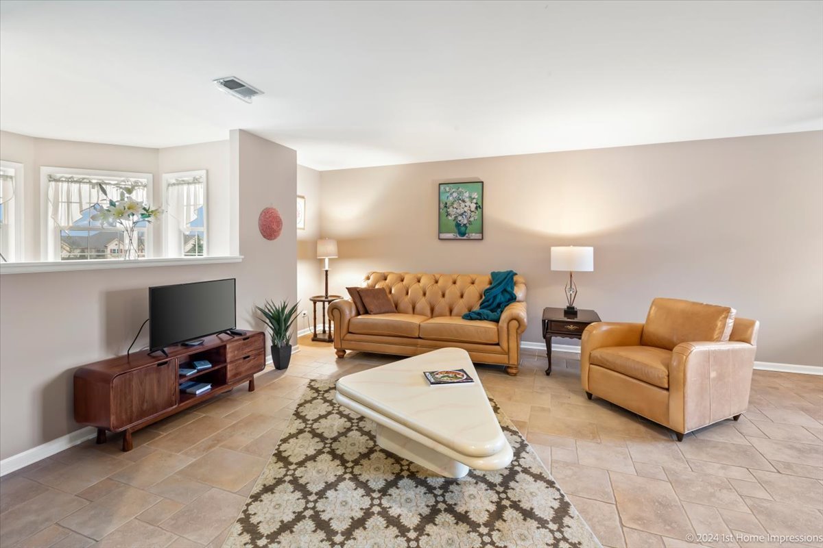 61 Spyglass Circle