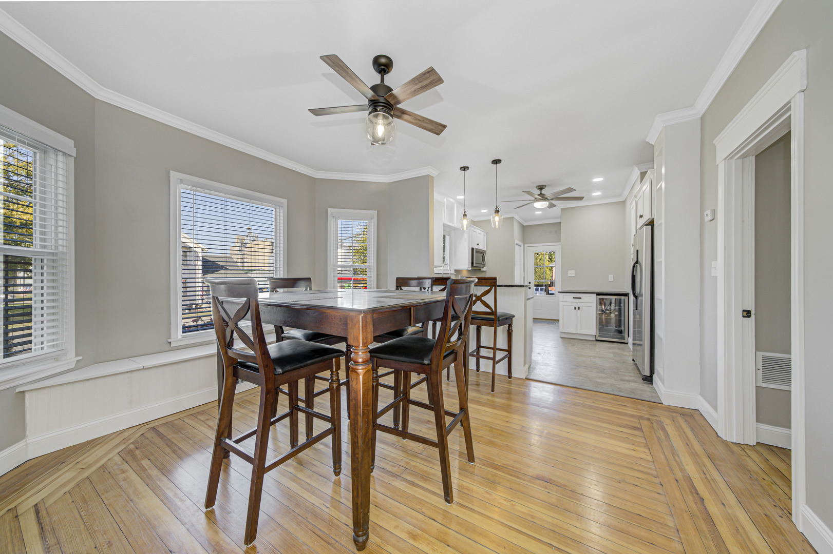 400 S Maple Street