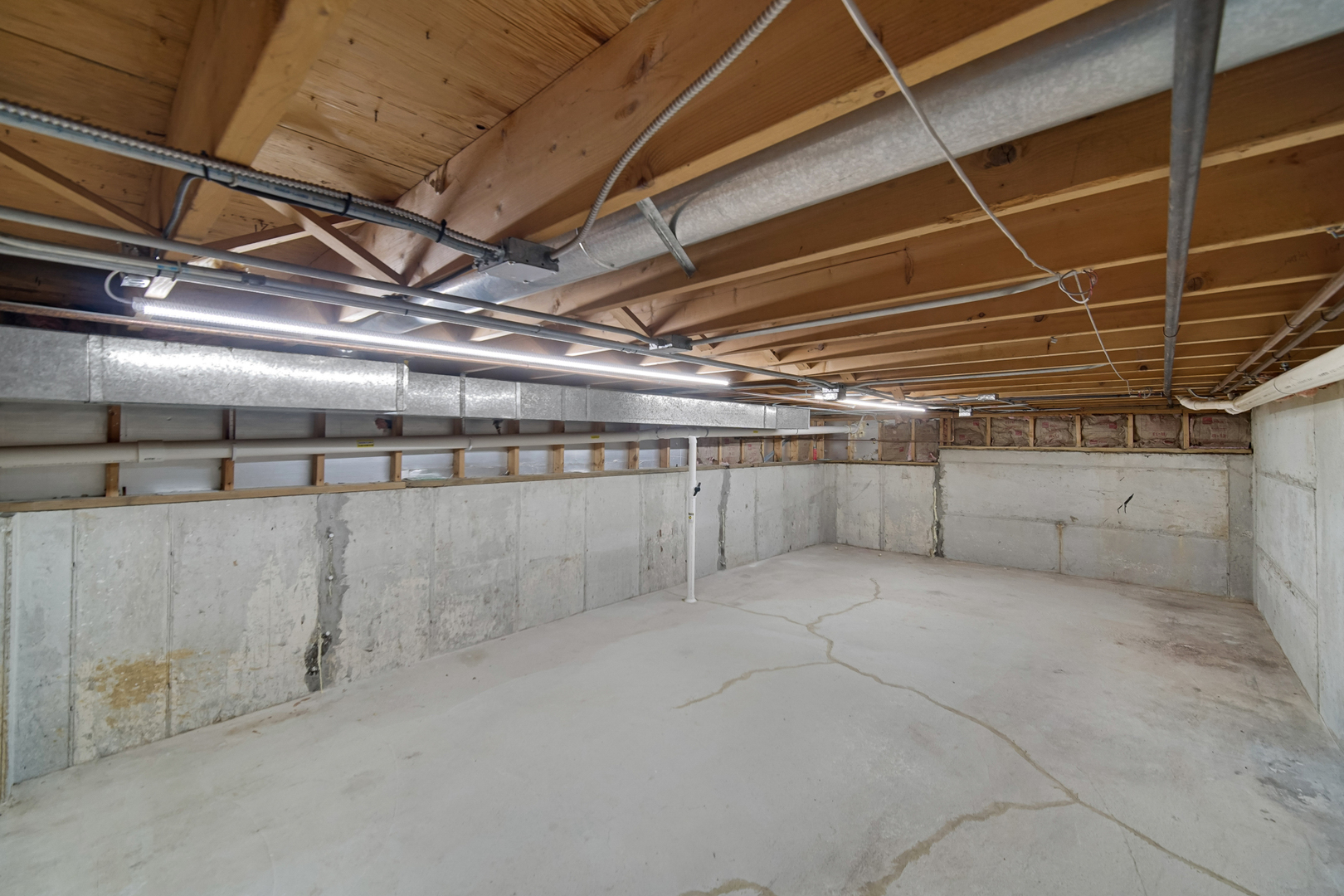 11305 HUMMINGBIRD Lane