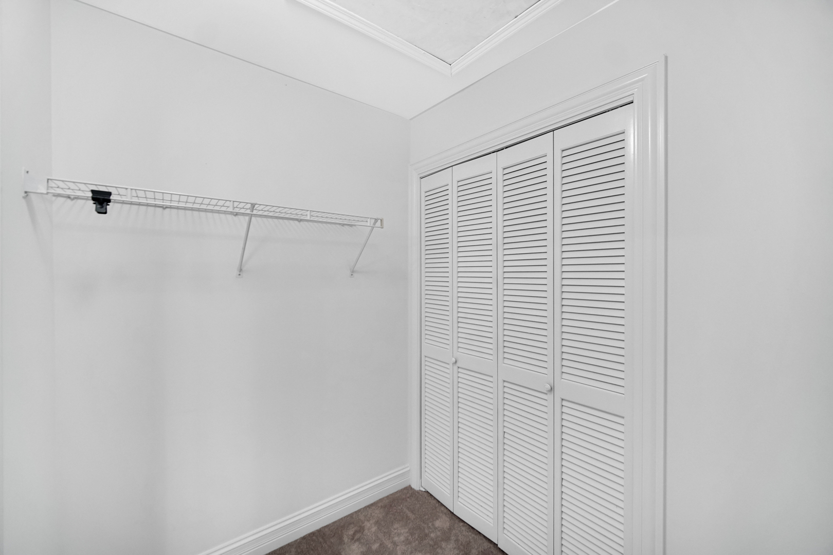 11305 HUMMINGBIRD Lane