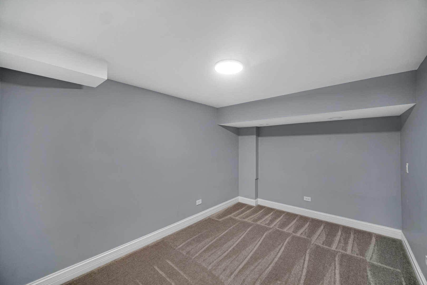 11305 HUMMINGBIRD Lane