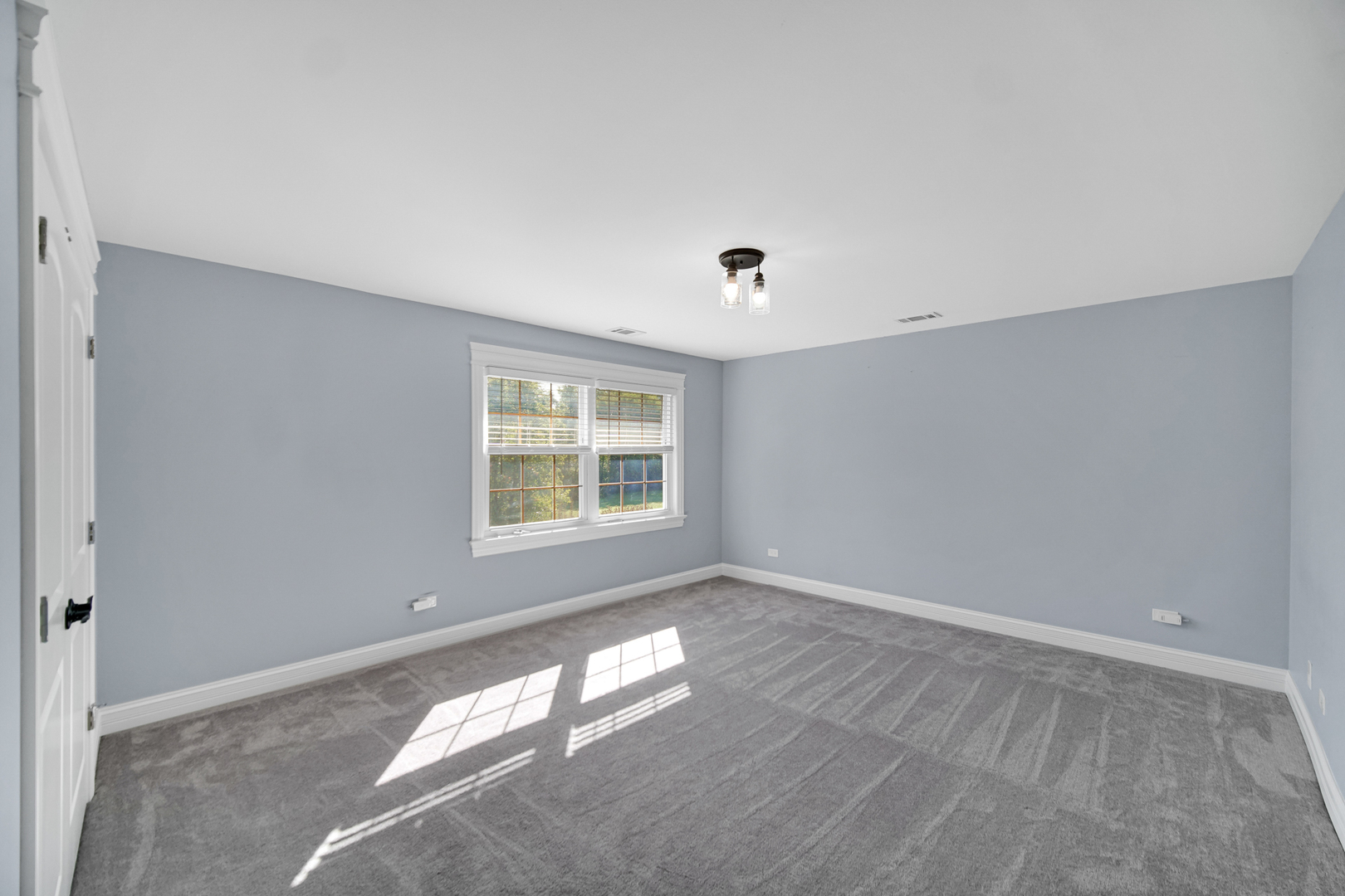 11305 HUMMINGBIRD Lane