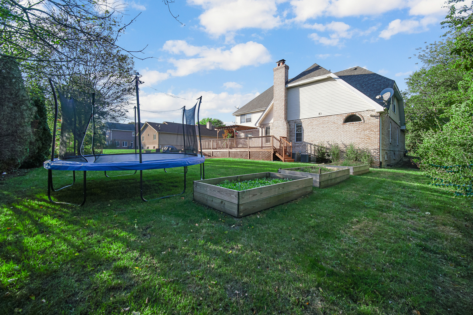 11305 HUMMINGBIRD Lane