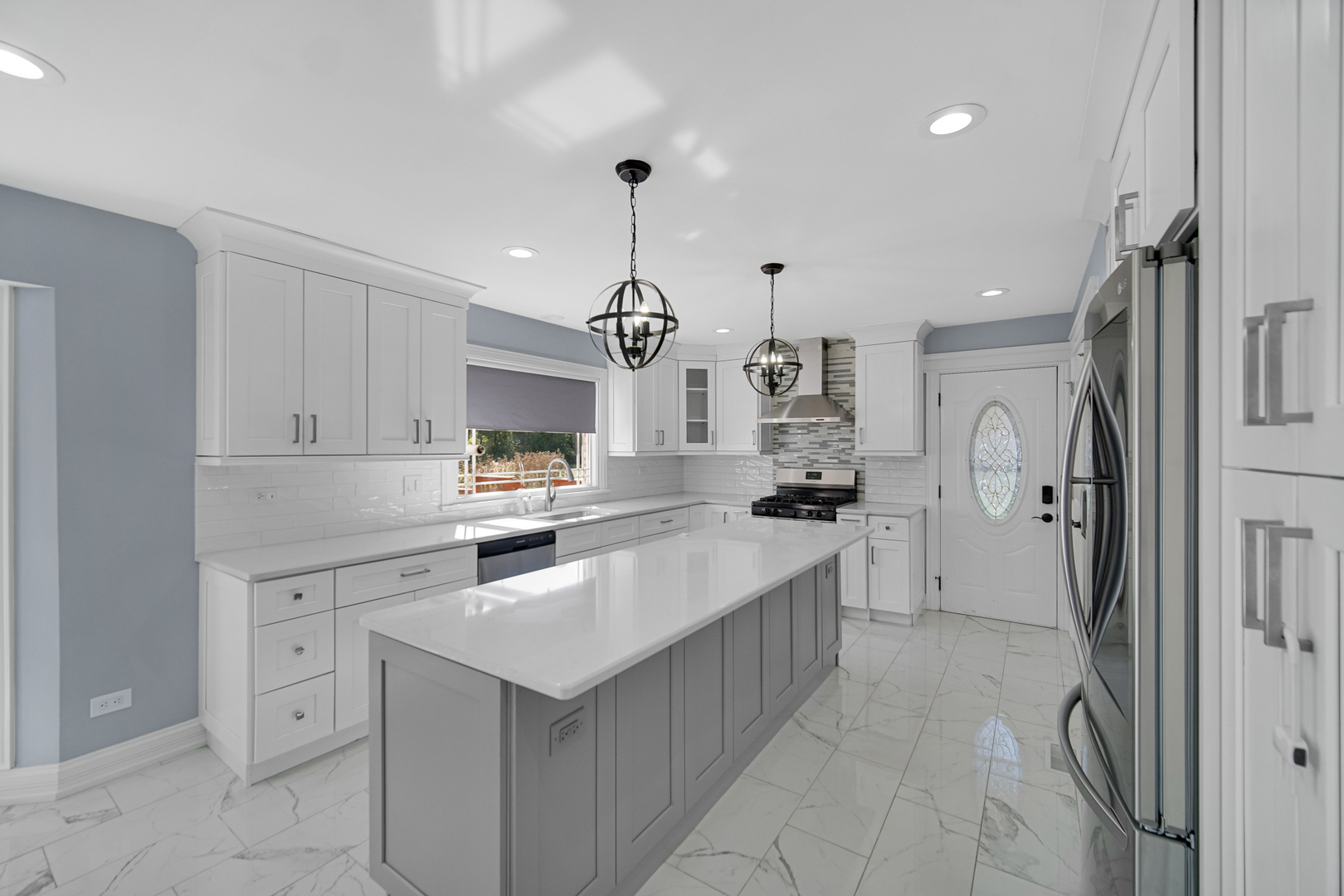 11305 HUMMINGBIRD Lane