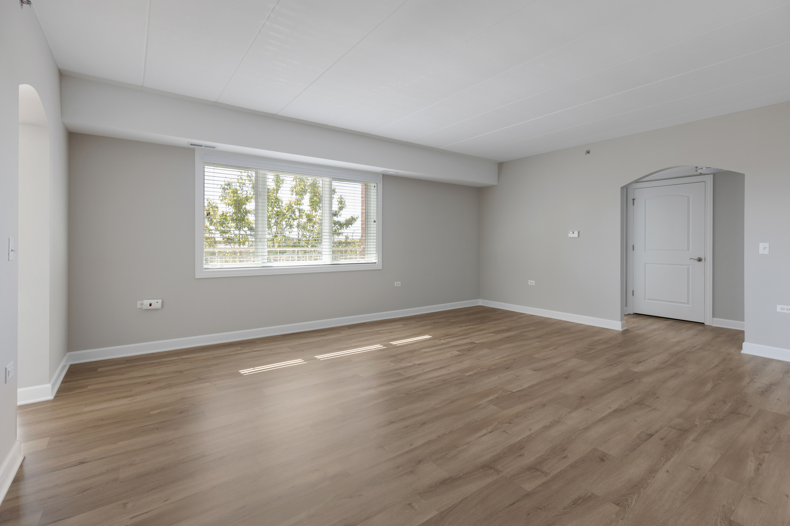 5450 115th Street Unit: 401