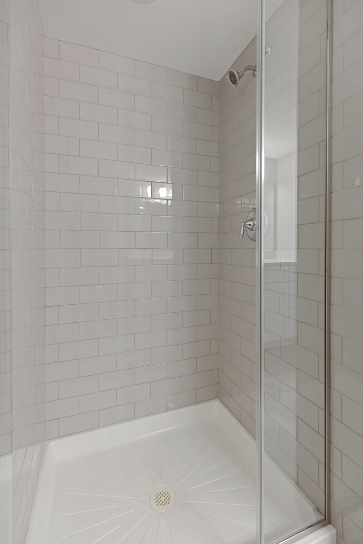 5450 115th Street Unit: 401