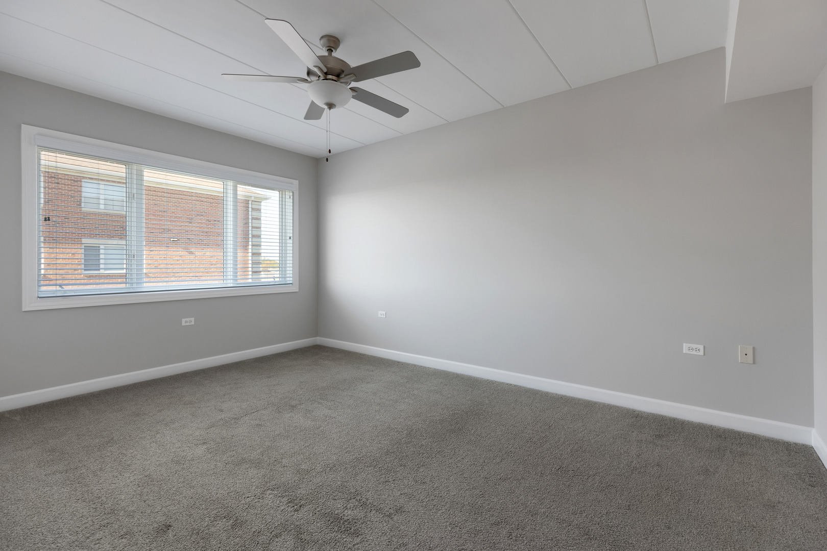5450 115th Street Unit: 401
