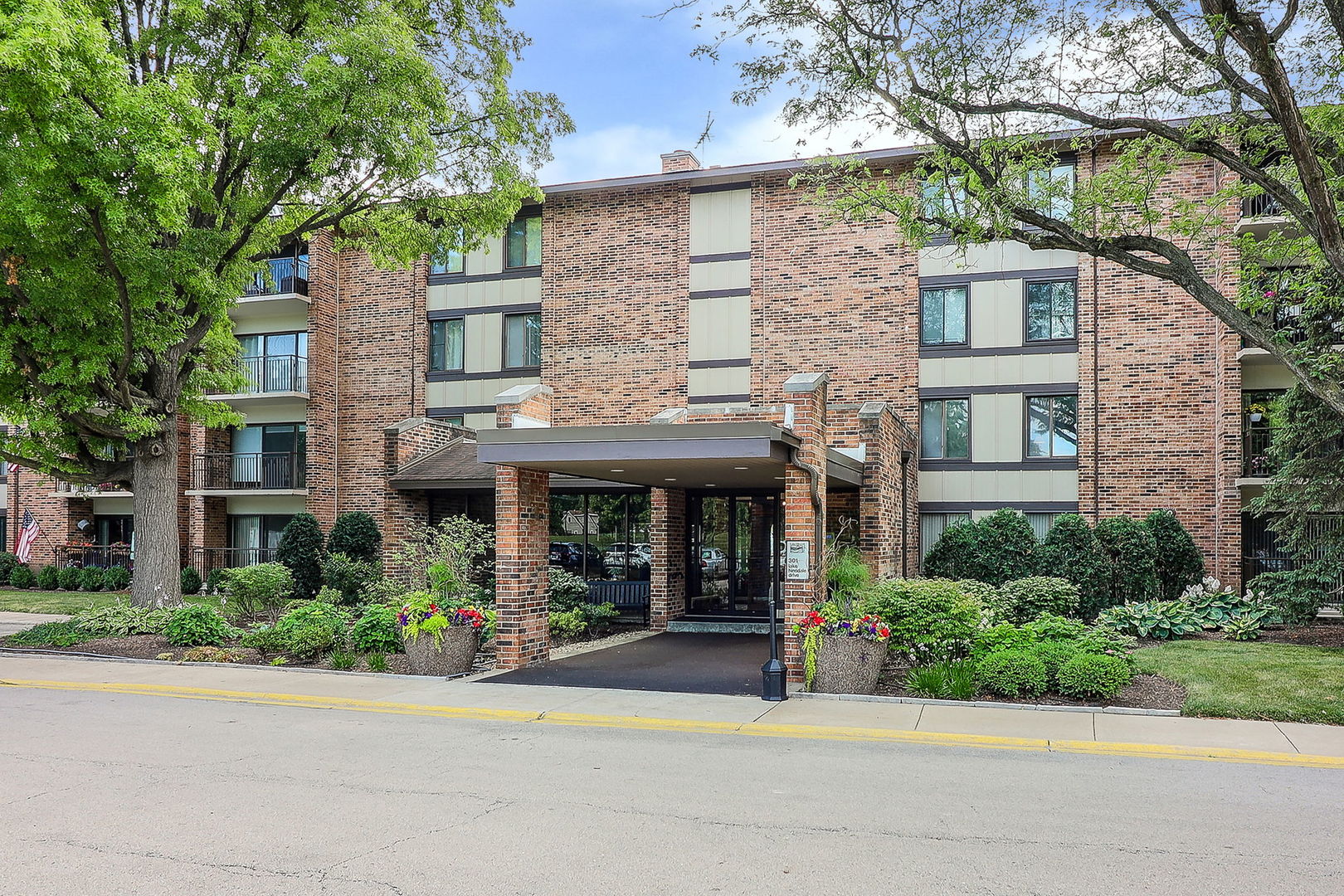 301 Lake Hinsdale Drive Unit: 108