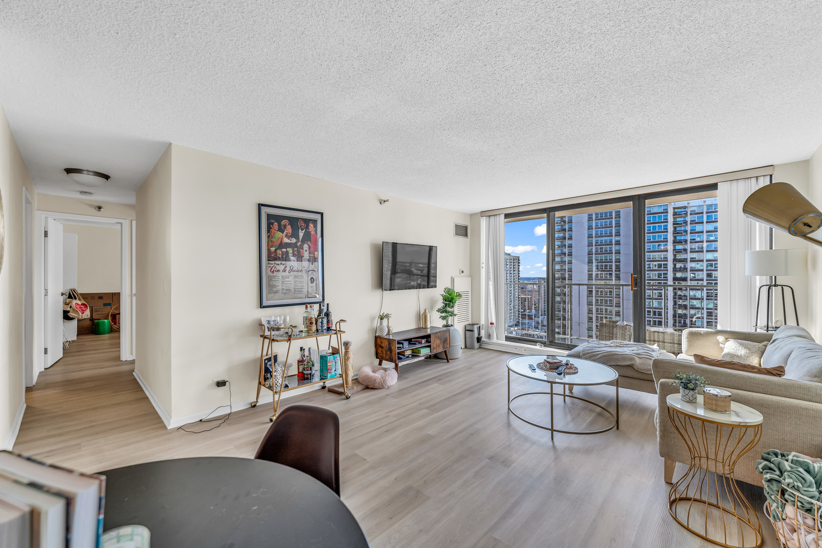 1250 N Dearborn Street Unit: 21E