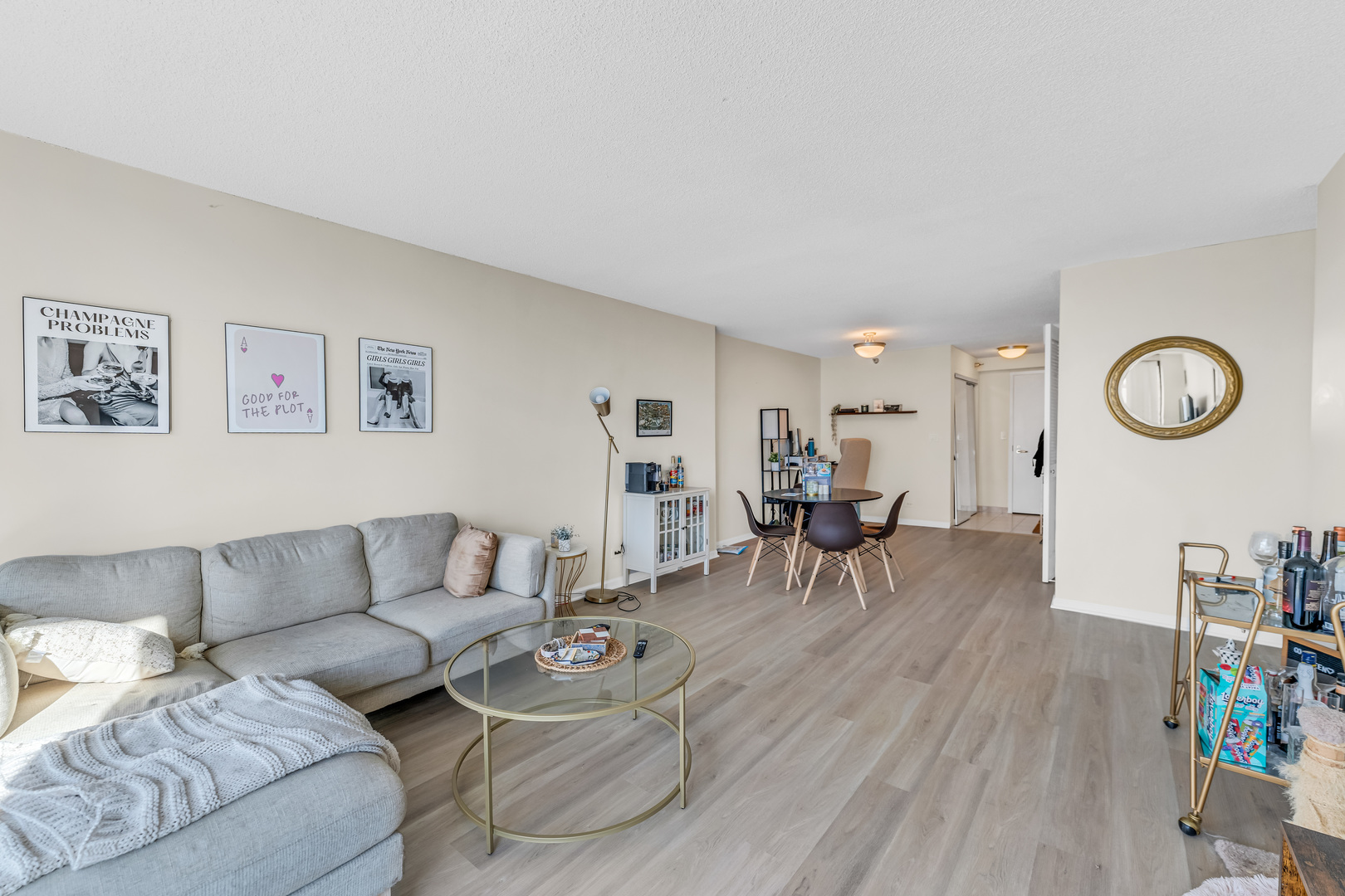 1250 N Dearborn Street Unit: 21E