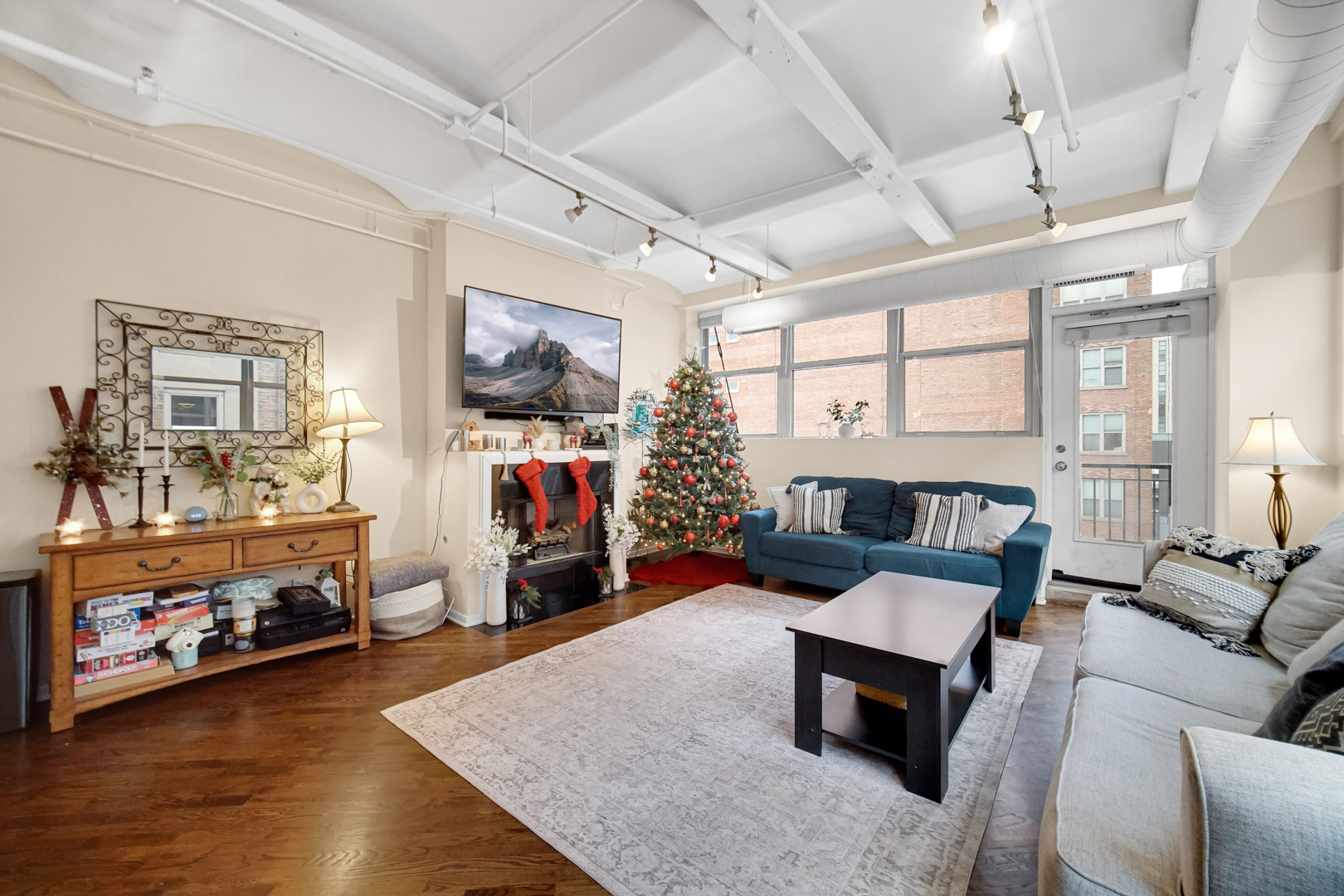 500 S Clinton Street Unit: 646
