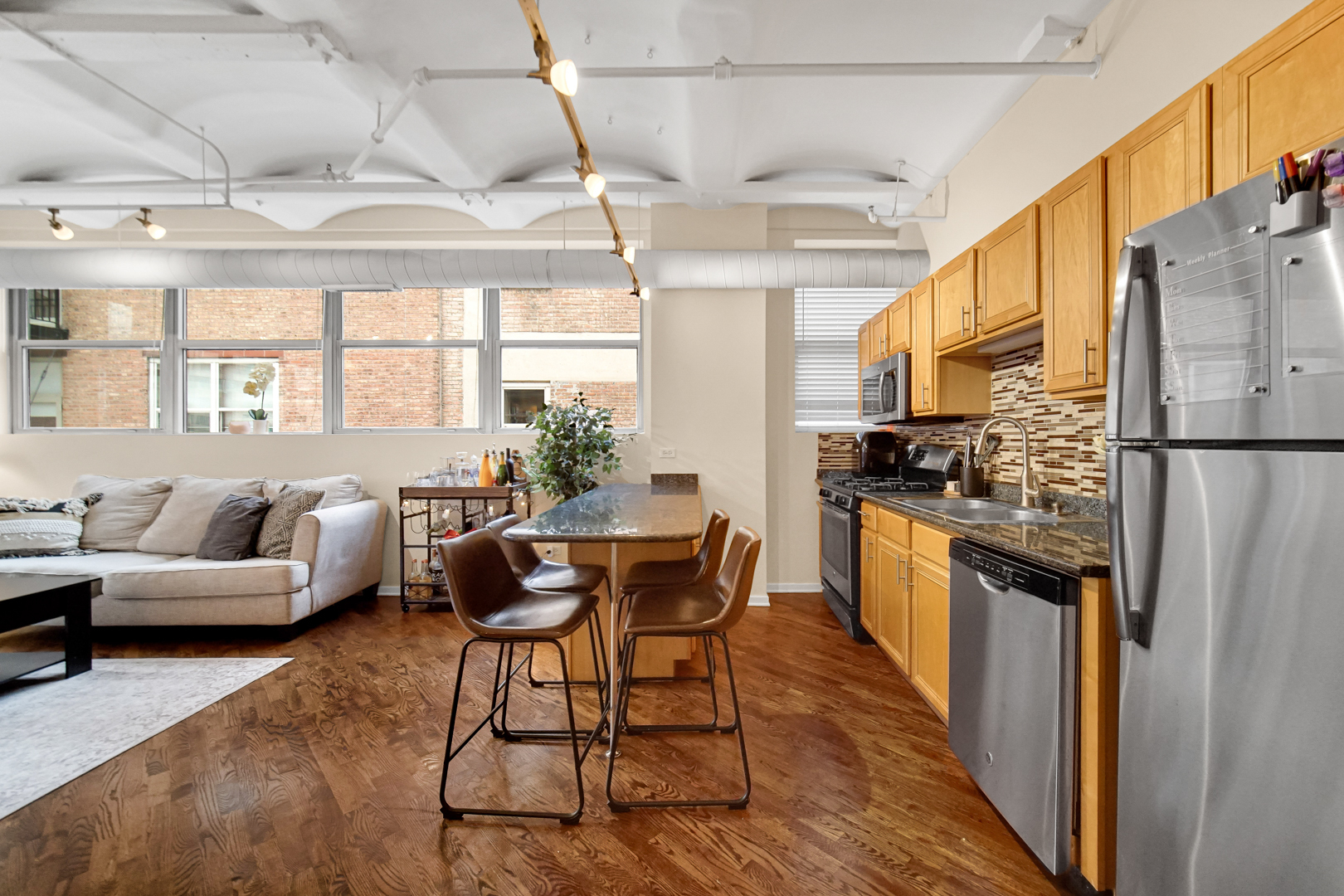 500 S Clinton Street Unit: 646