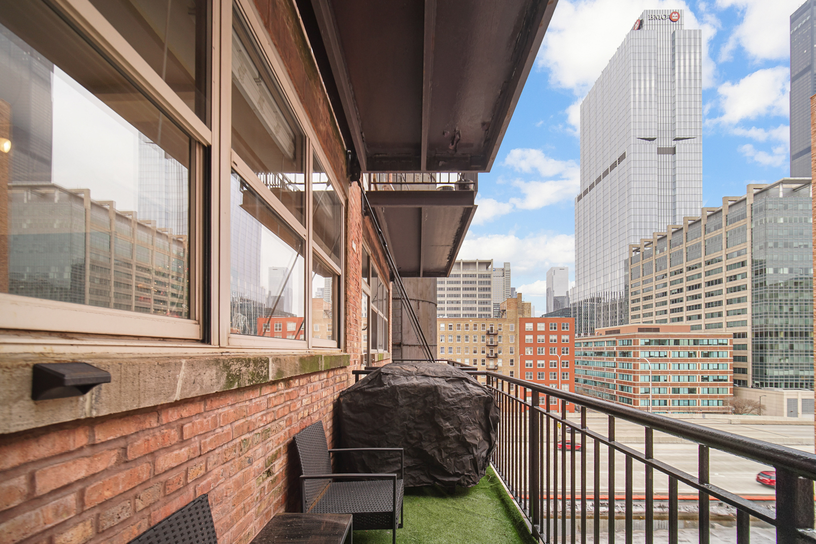 500 S Clinton Street Unit: 646