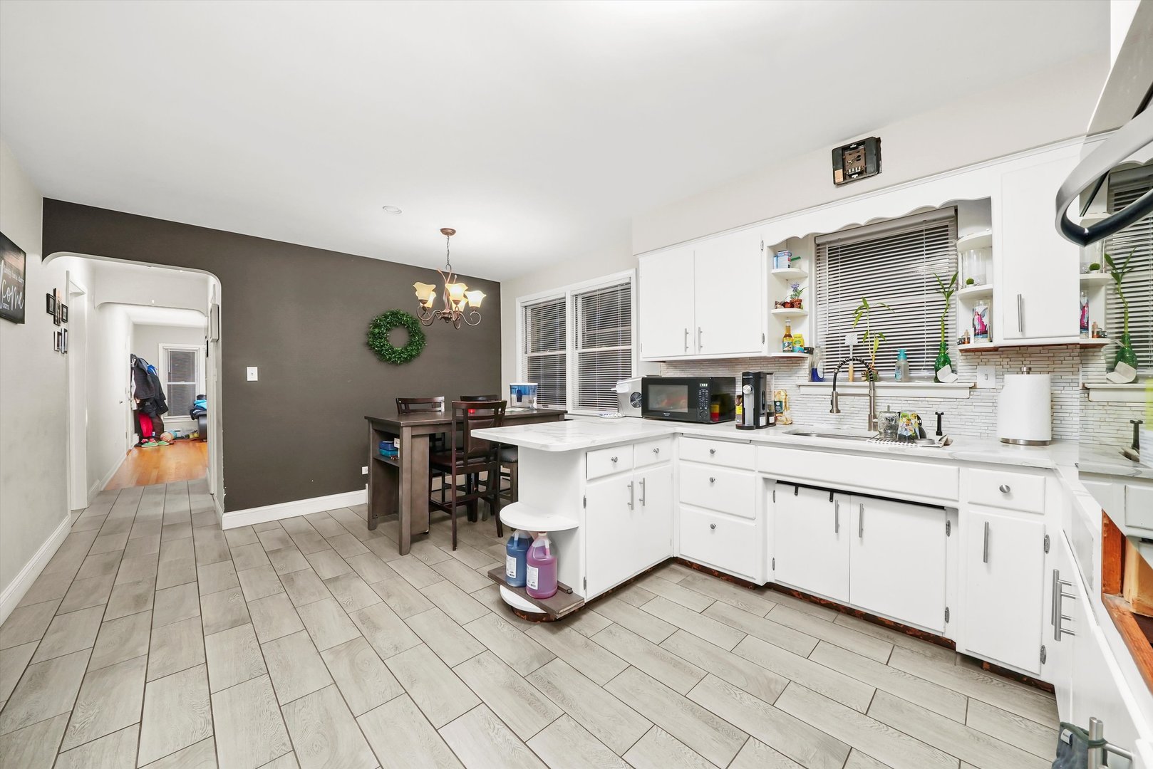 3543 W 57th Street