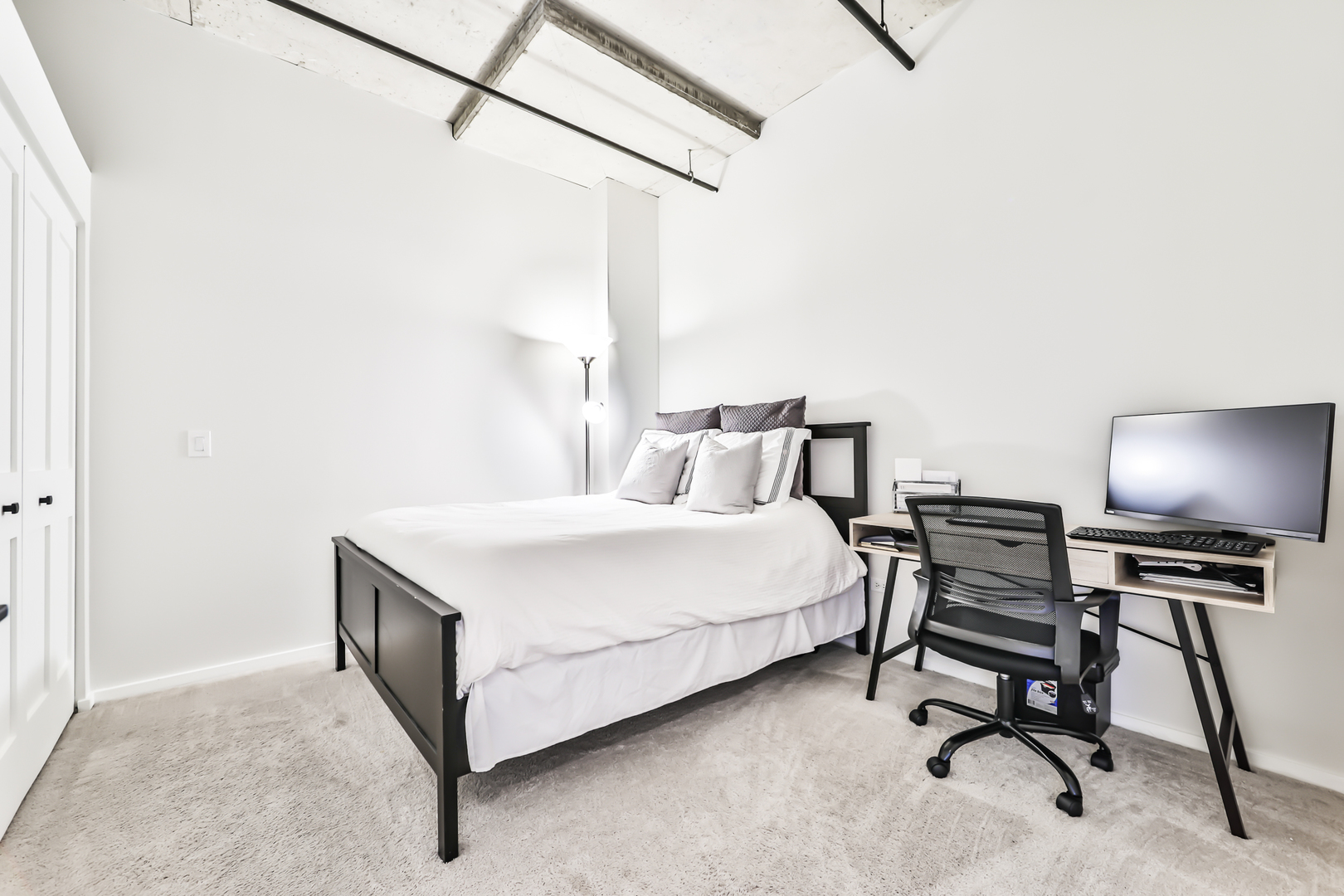 6 S Laflin Street Unit: 709