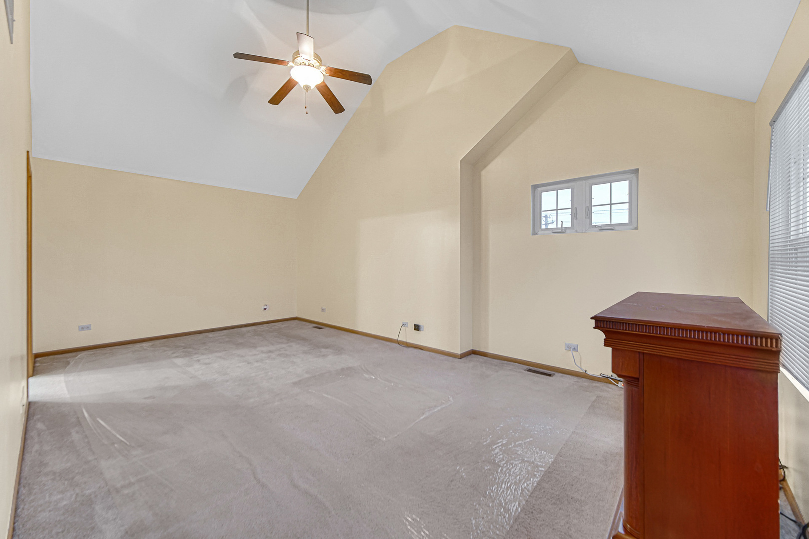 6304 W 99th Street