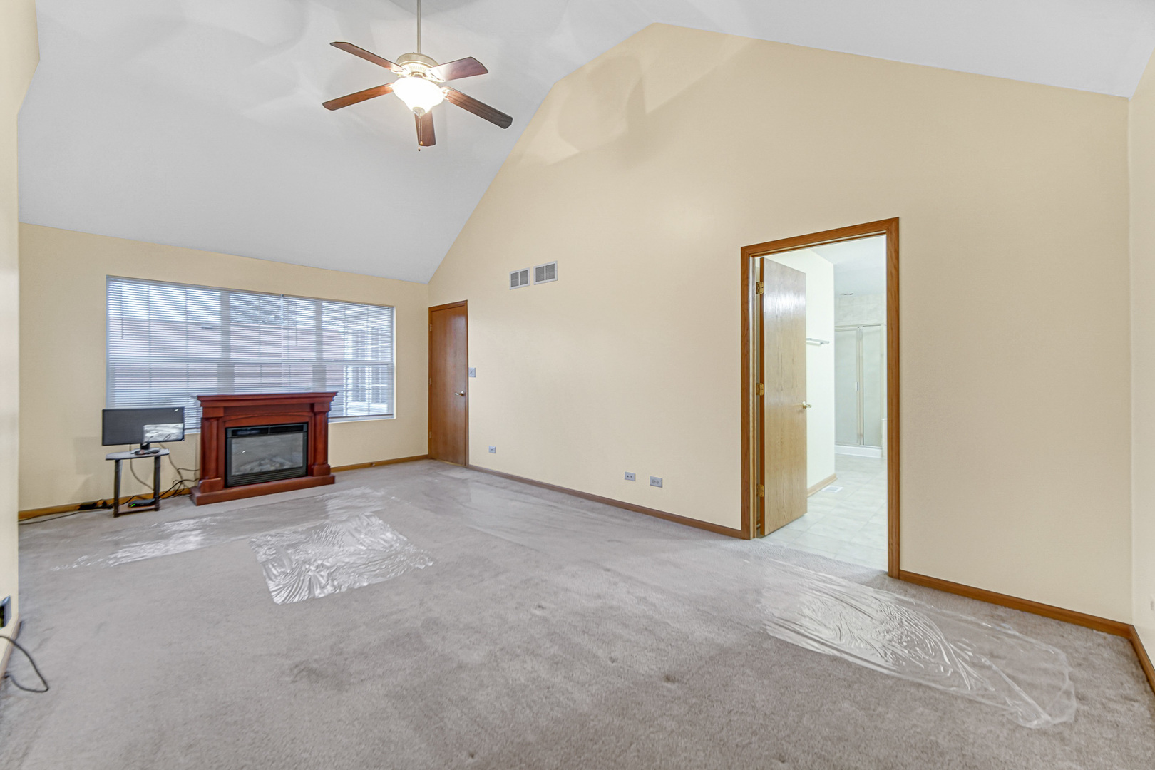 6304 W 99th Street