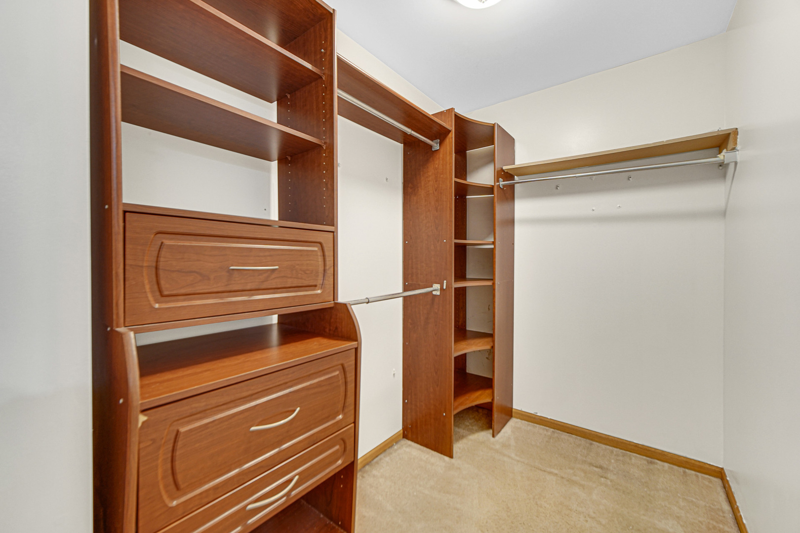 6304 W 99th Street