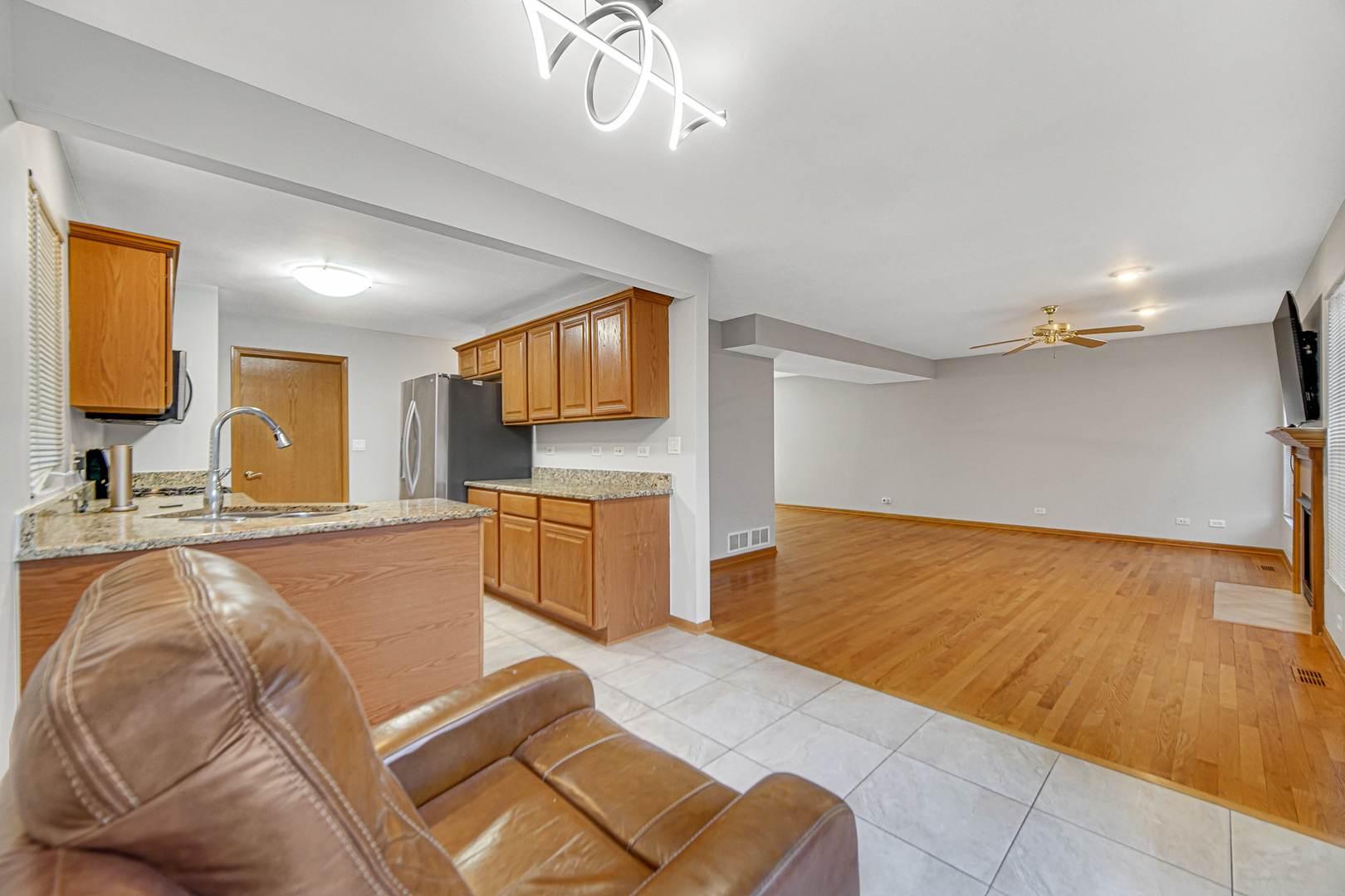 6304 W 99th Street