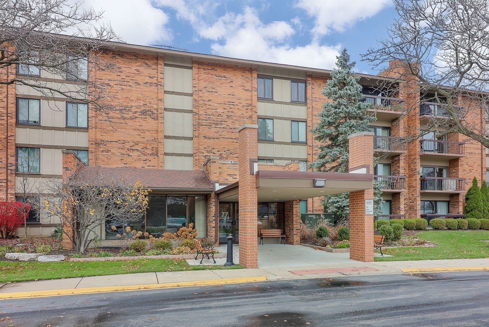 77 Lake Hinsdale Drive Unit: 108