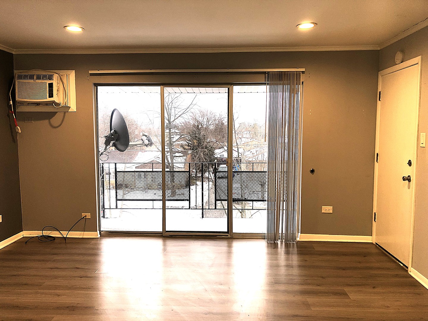 3756 W 120th Street Unit: 3B