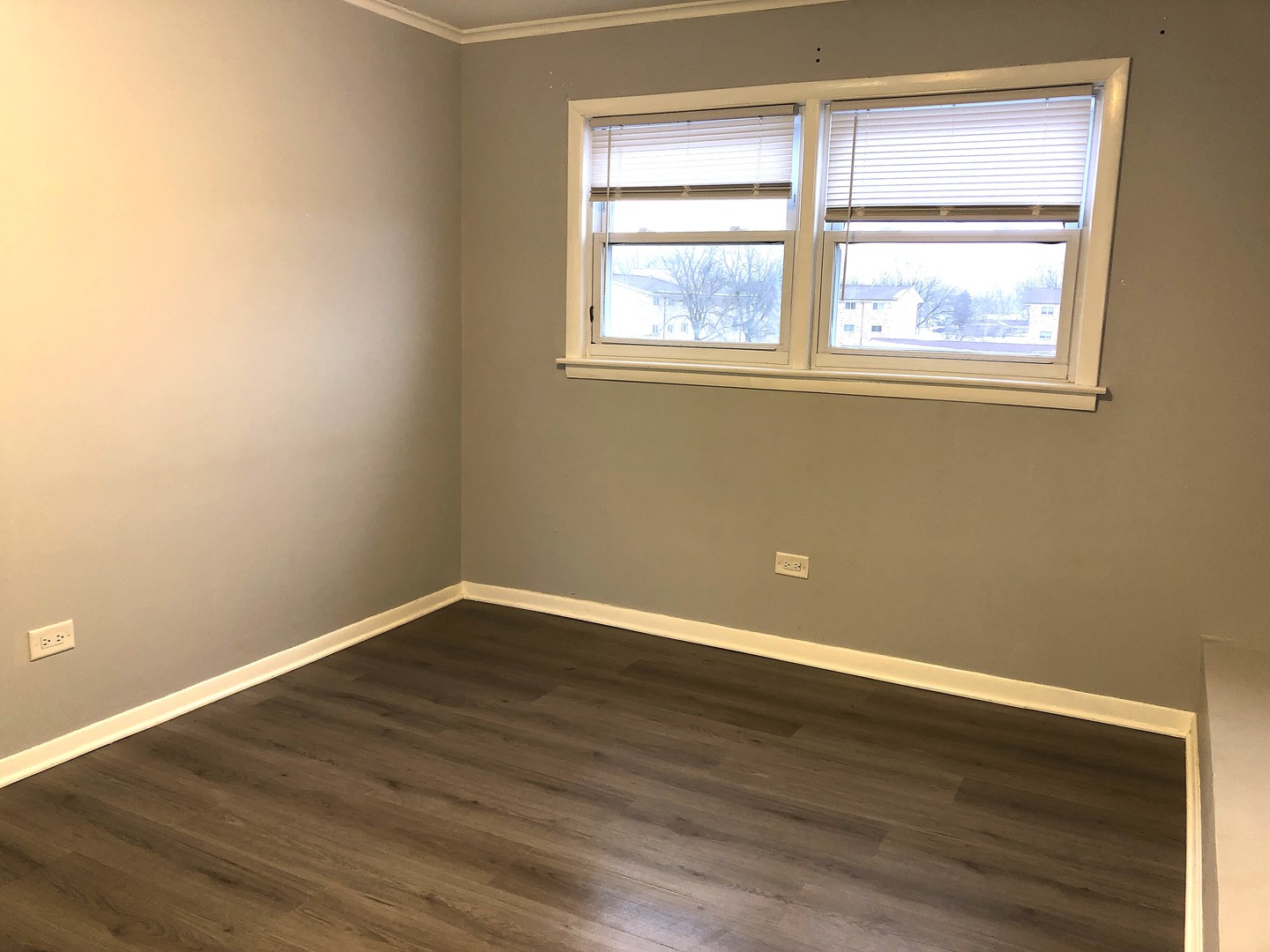 3756 W 120th Street Unit: 3B