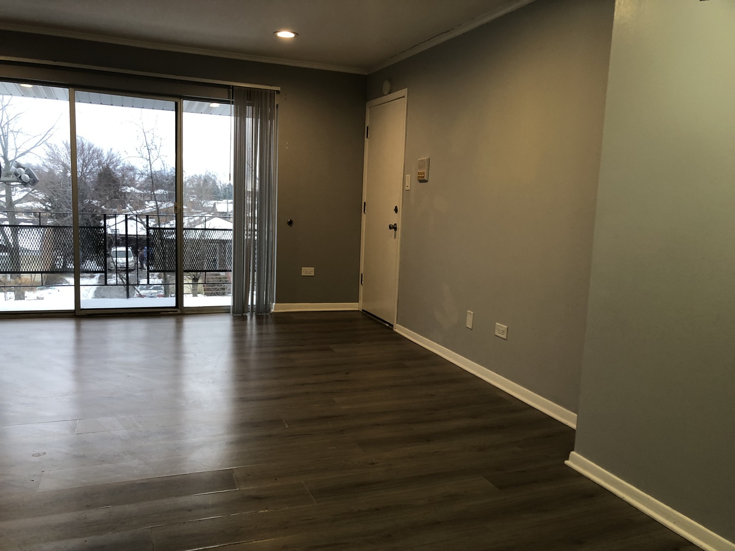 3756 W 120th Street Unit: 3B