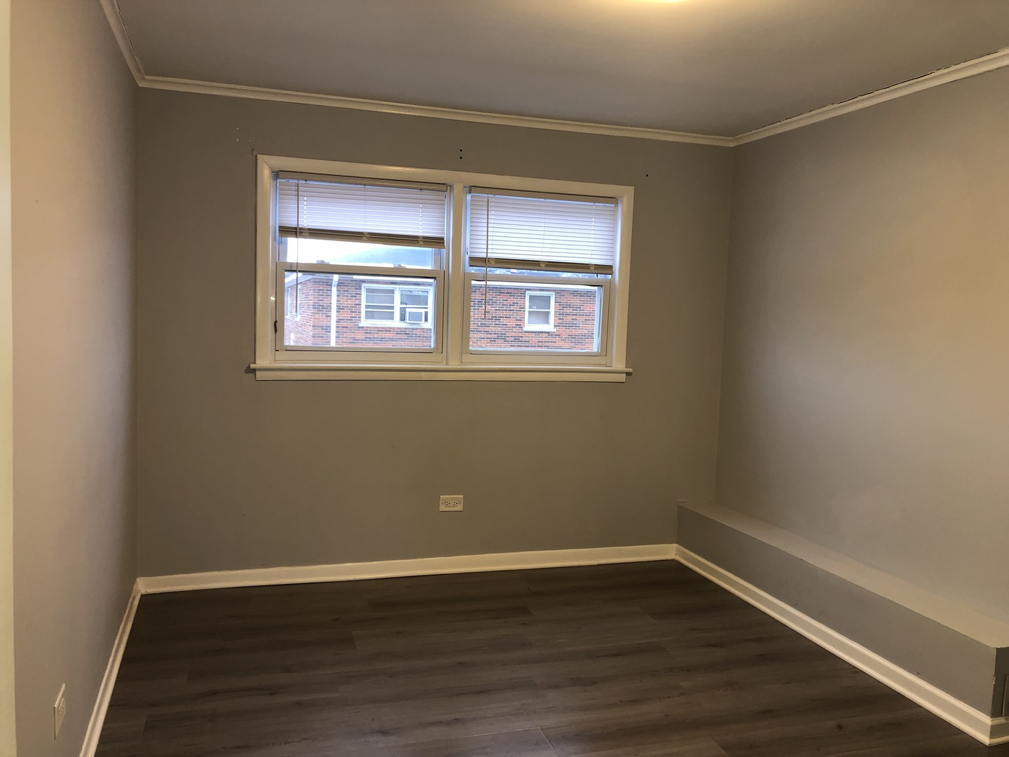 3756 W 120th Street Unit: 3B