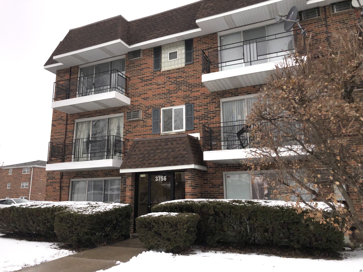 3756 W 120th Street Unit: 3B