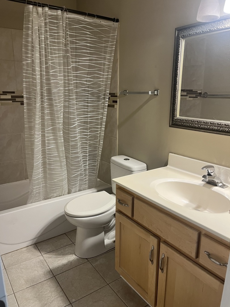 4000 Bayside Drive Unit: 102