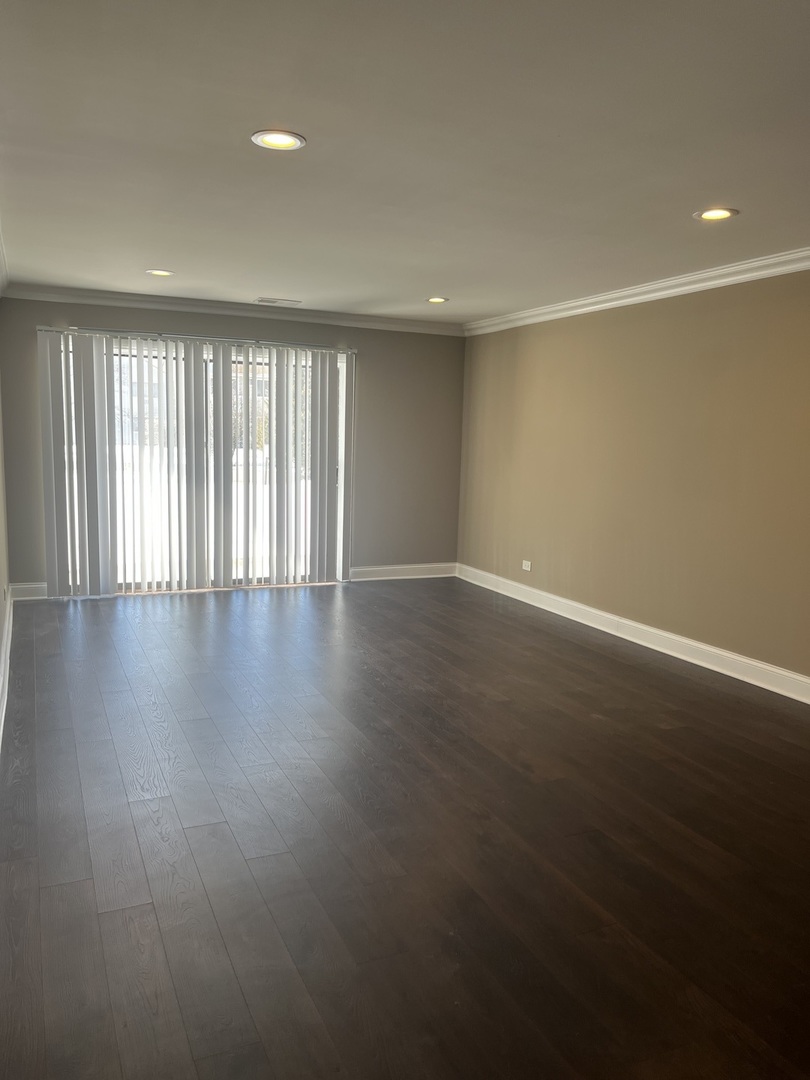 4000 Bayside Drive Unit: 102