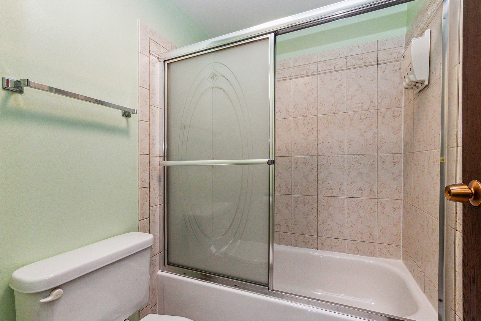 5400 Walnut Avenue Unit: 405