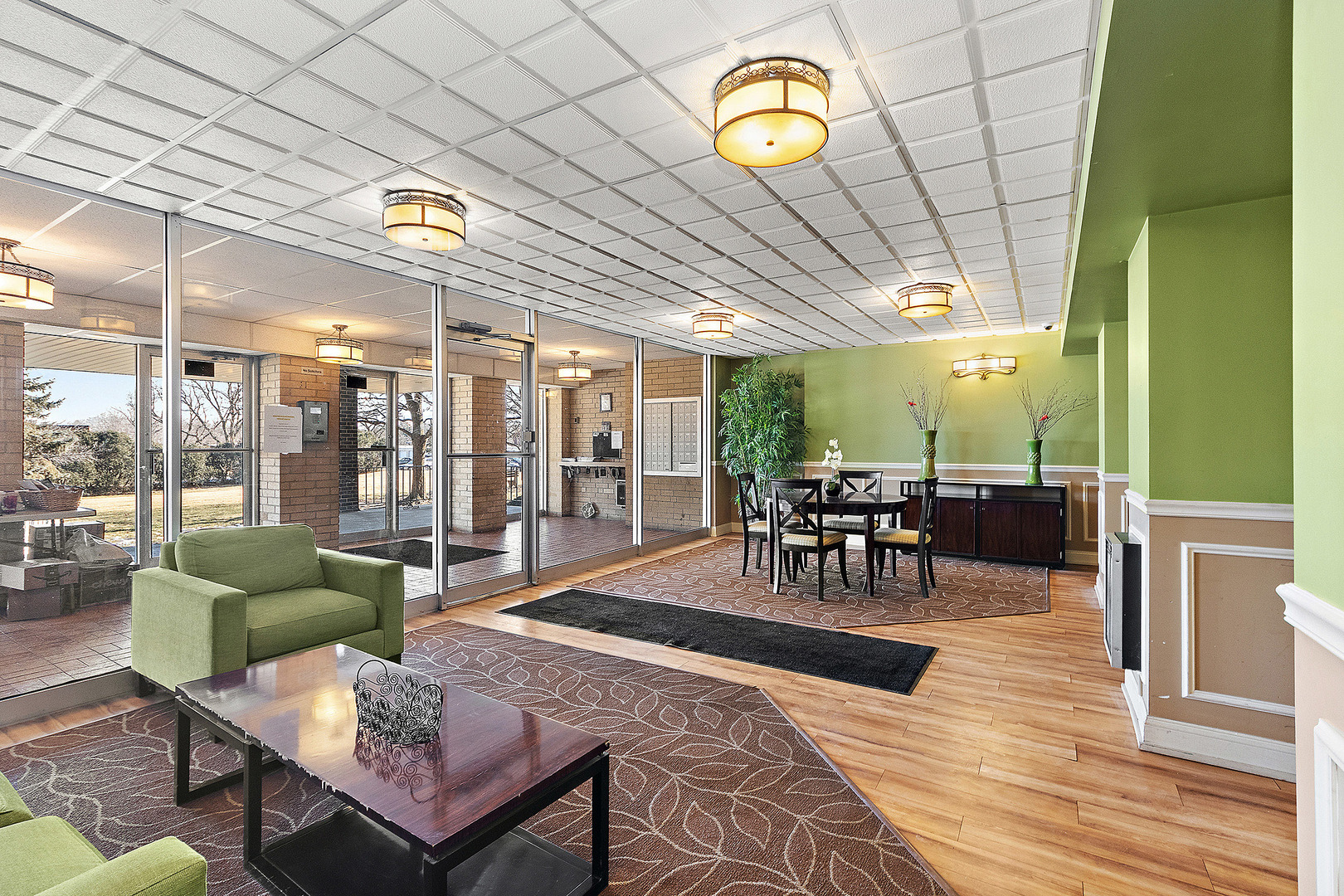 5400 Walnut Avenue Unit: 405