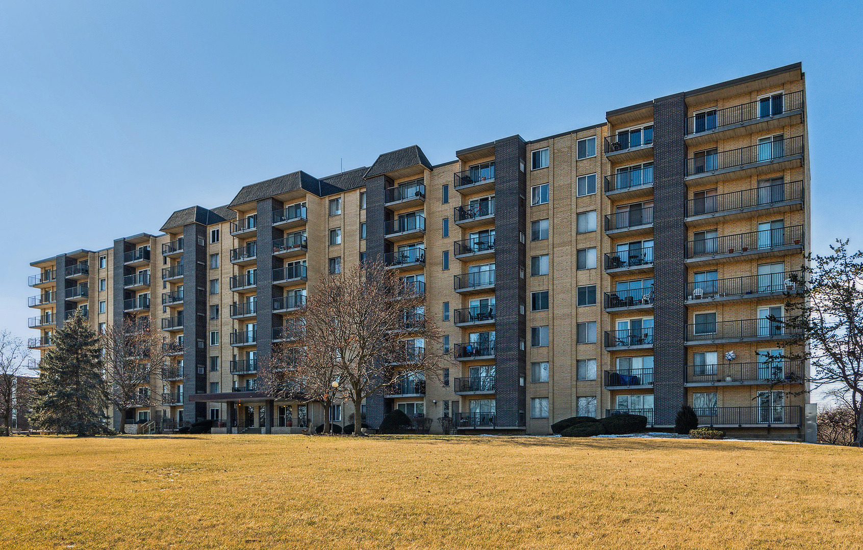 5400 Walnut Avenue Unit: 405