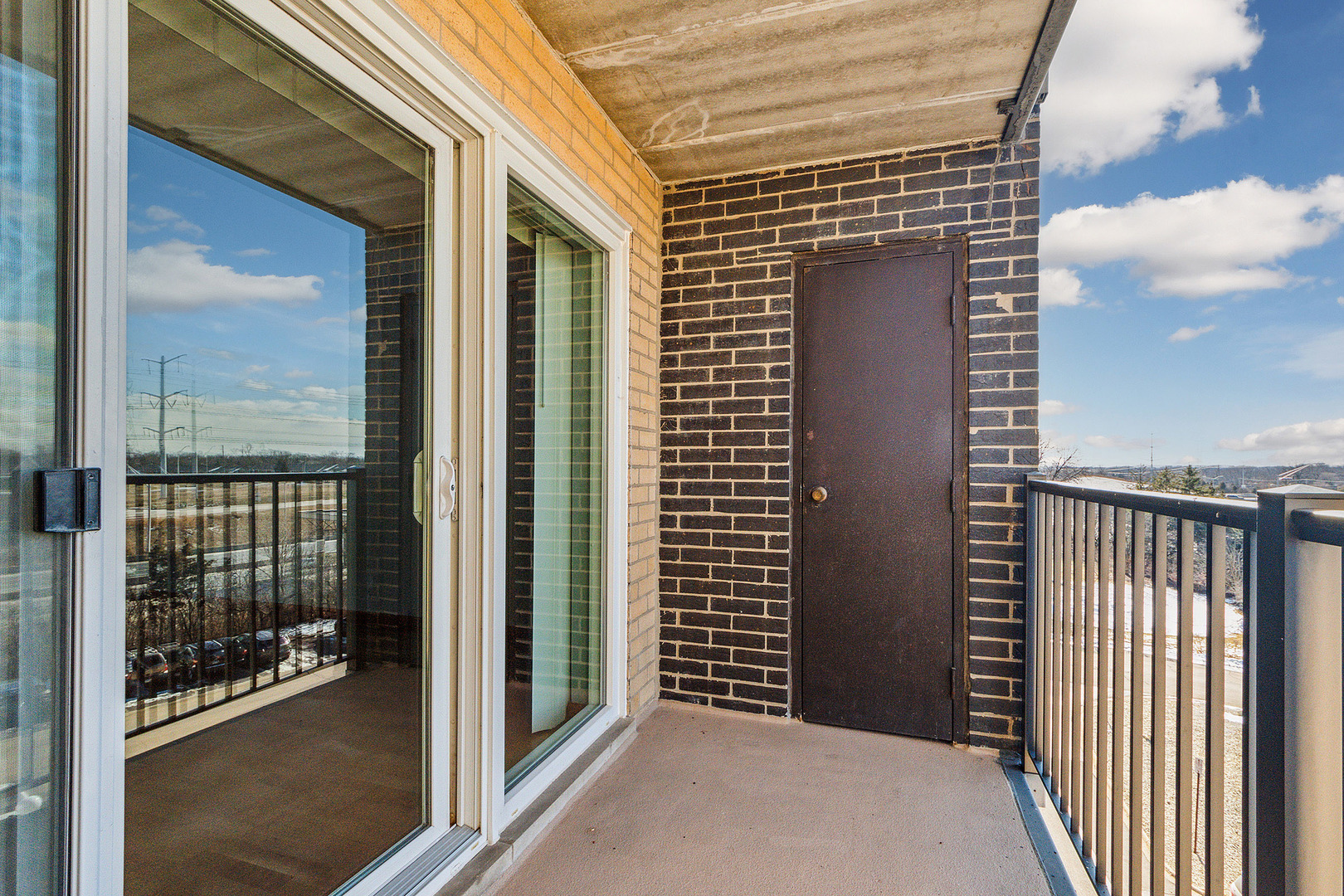 5400 Walnut Avenue Unit: 405
