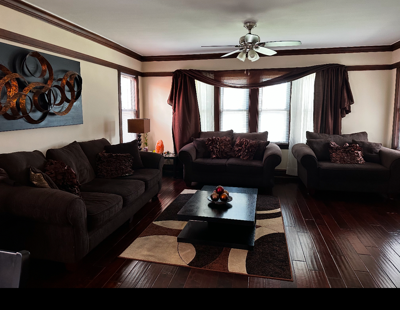 2646 Elm Street