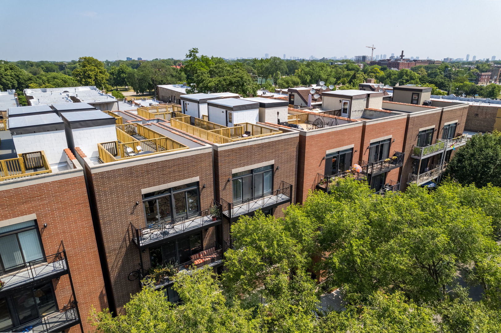 3126 W Walton Street Unit: 1