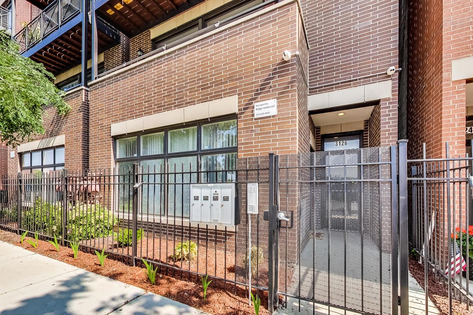 3126 W Walton Street Unit: 1