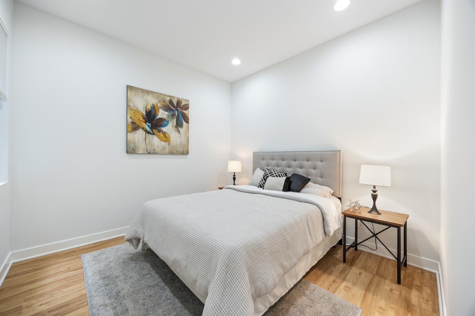 3126 W Walton Street Unit: 3