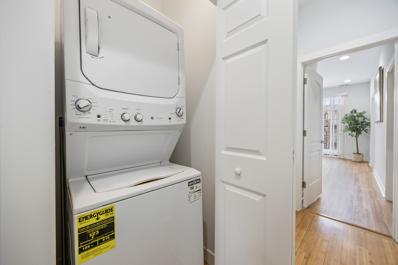 3126 W Walton Street Unit: 3