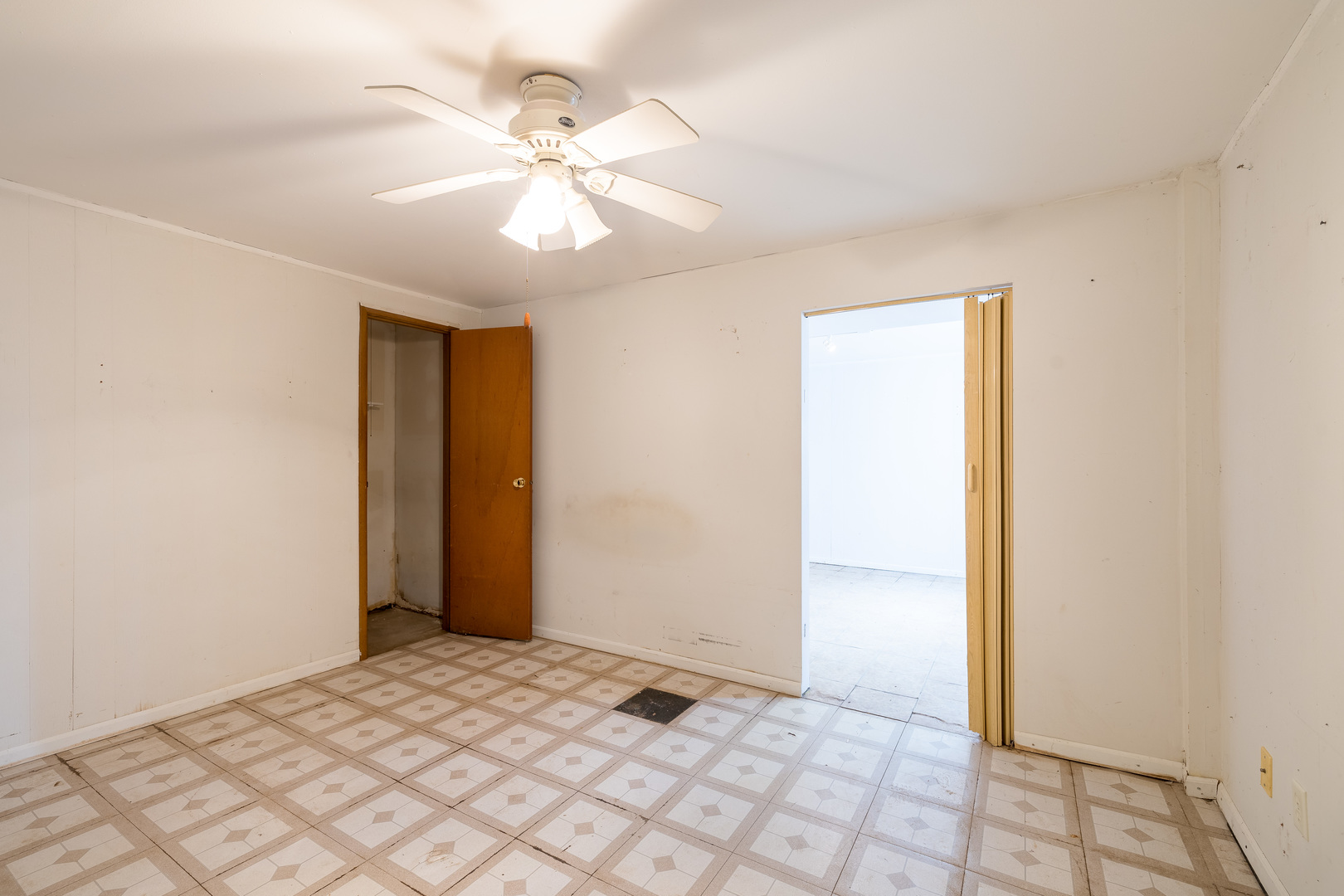 101 N Walnut Lane
