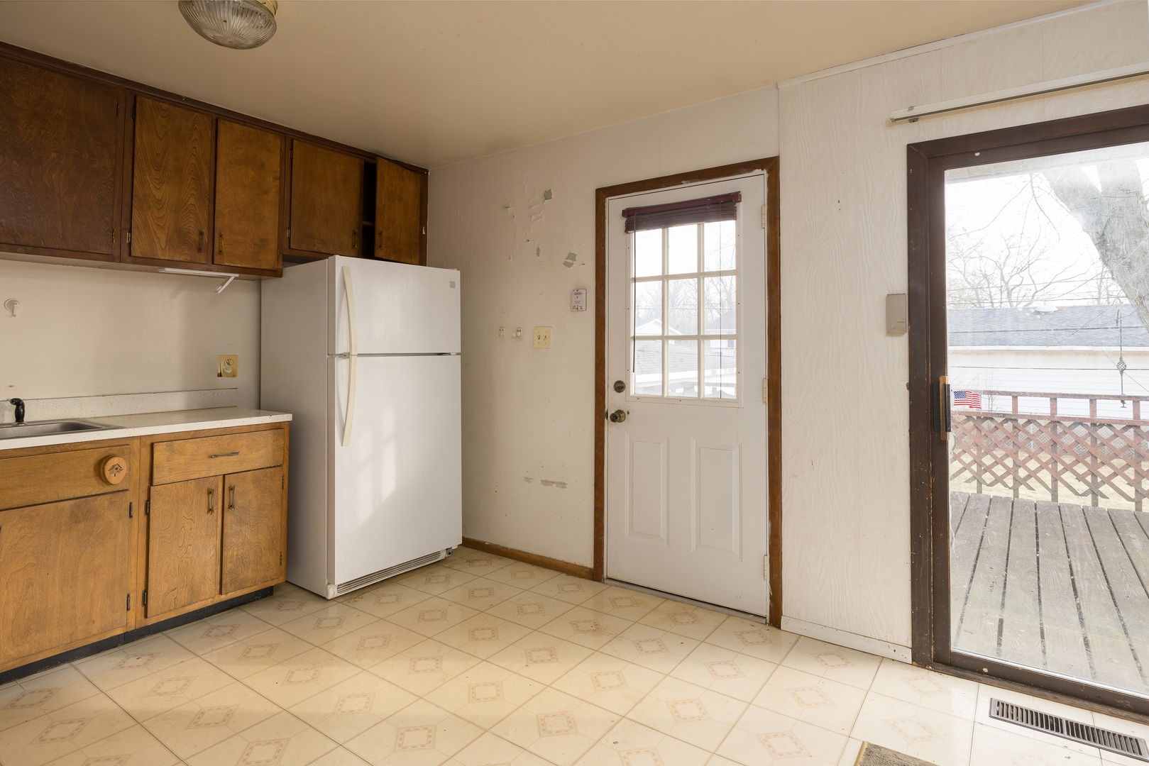 101 N Walnut Lane