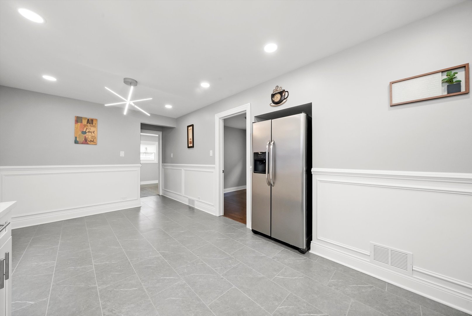 2055 W 80th Street
