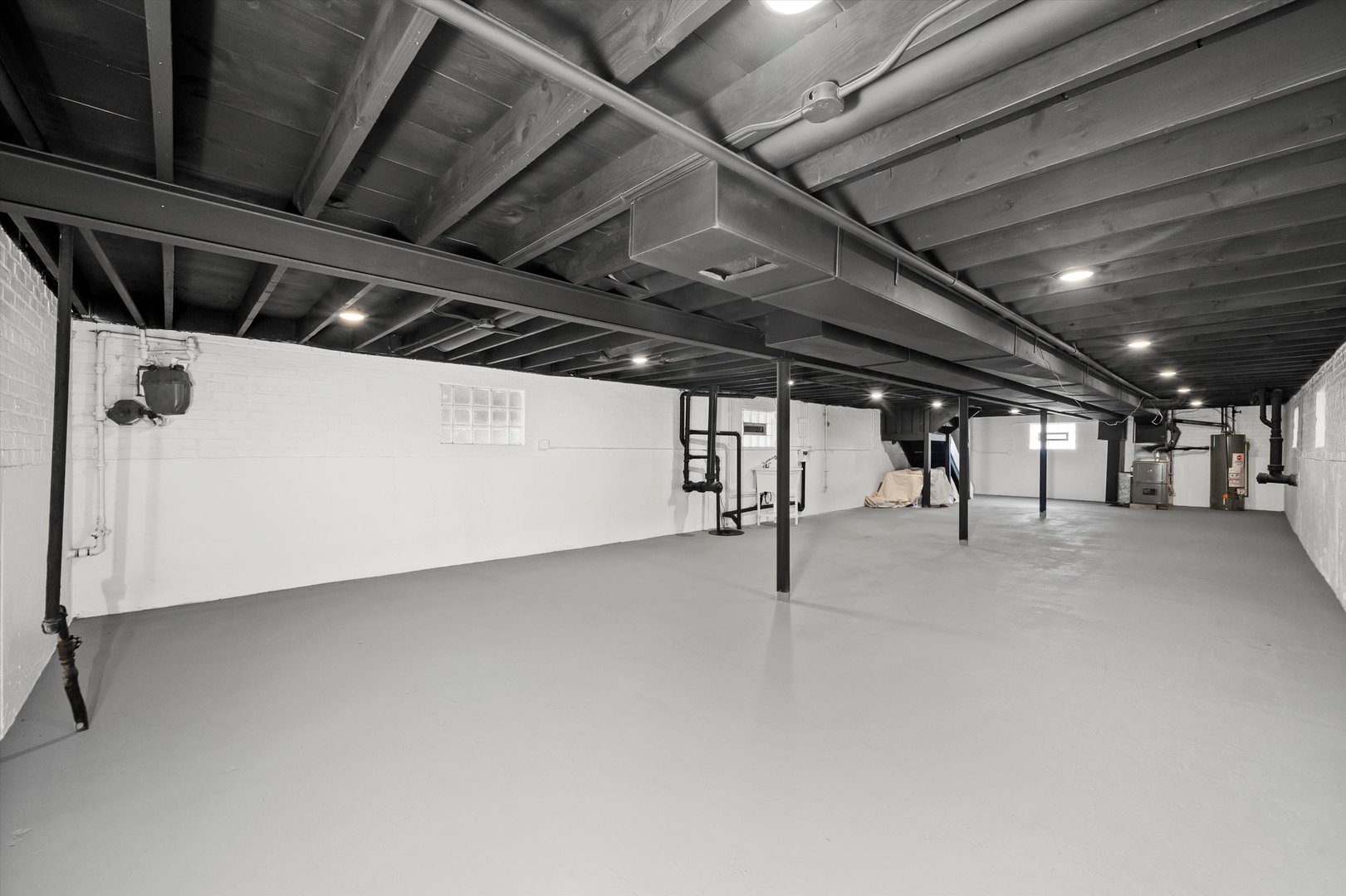 2055 W 80th Street