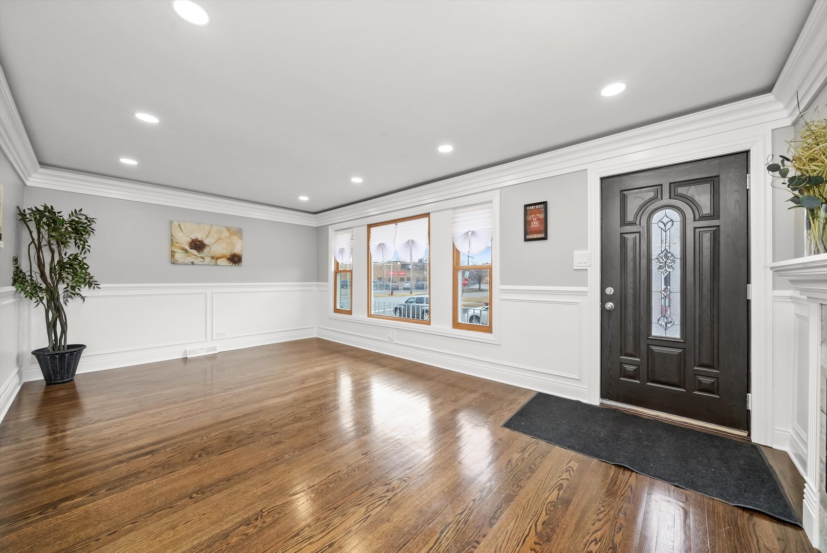 2055 W 80th Street