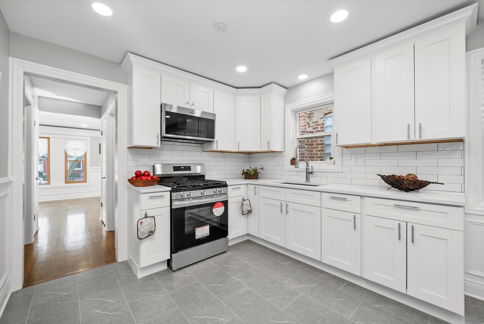2055 W 80th Street